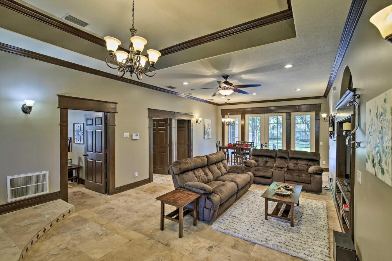 Tampa Oasis With Pool About 7 Mi To Busch Gardens! Villa Ngoại thất bức ảnh